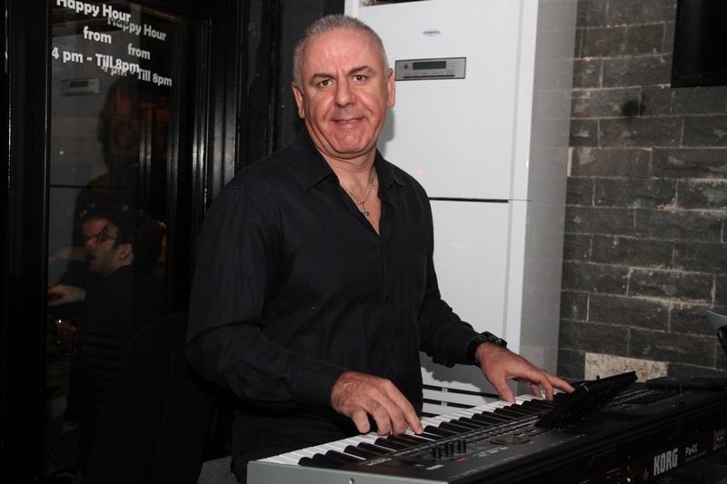 Fadi al Kadi & The Band at Bar 35